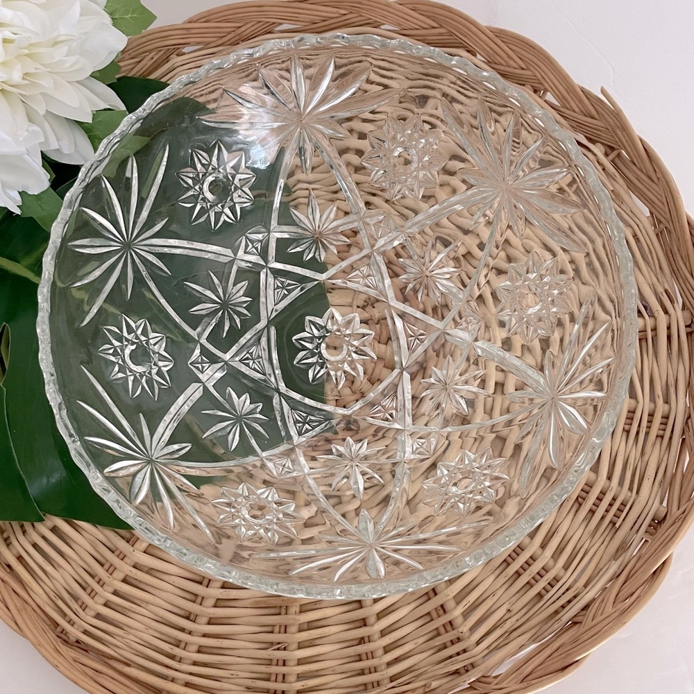 Anchor Hocking Vintage Pres-cut Crystal Star of David Salad, Fruit or Punch bowl